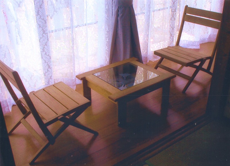 MORO工房：井形テーブルと折りたたみ椅子セット